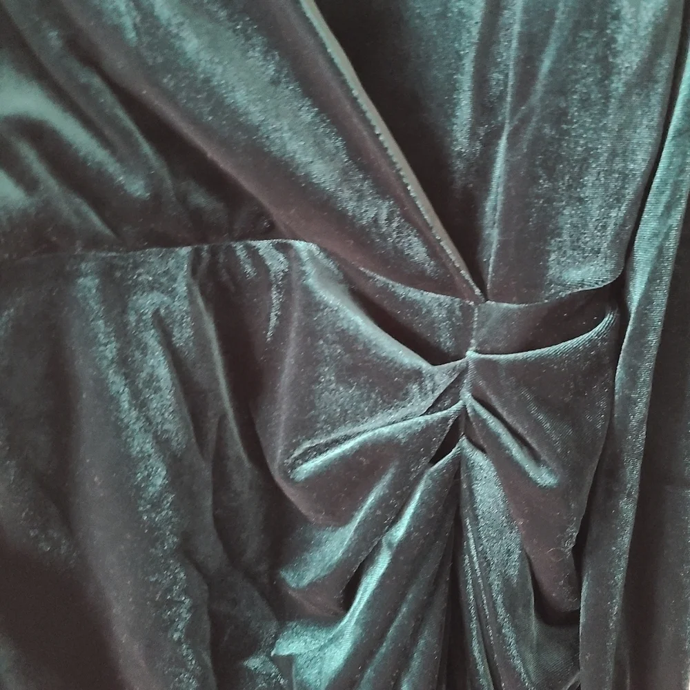 NWT Quiz Velvet Ruched Wrap Midi